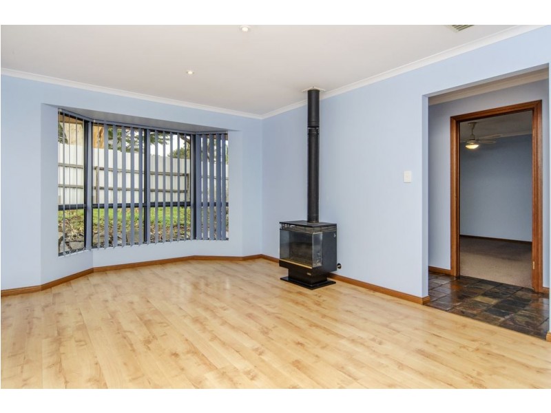 5 Clive Street, Morphett Vale SA 5162