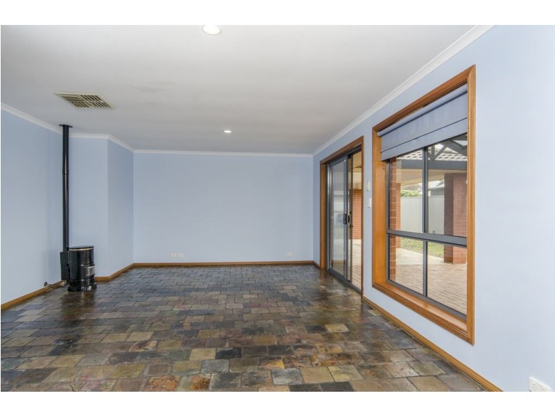 5 Clive Street, Morphett Vale SA 5162