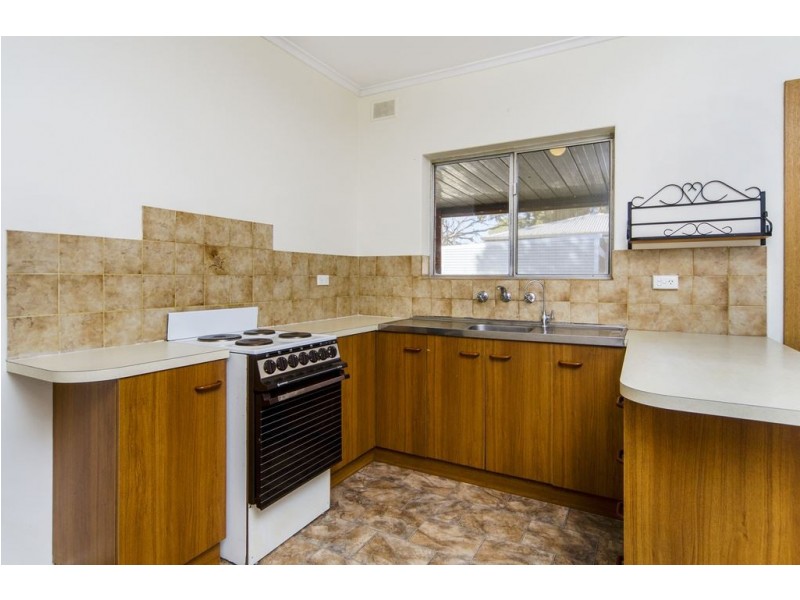 116 Wheatsheaf Road, Morphett Vale SA 5162