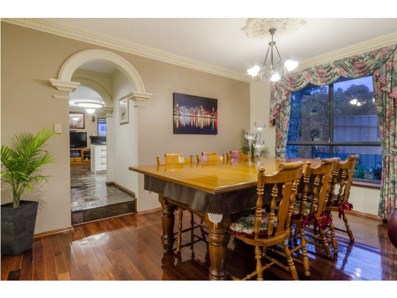 16 Moorfield Mews, Aberfoyle Park SA 5159