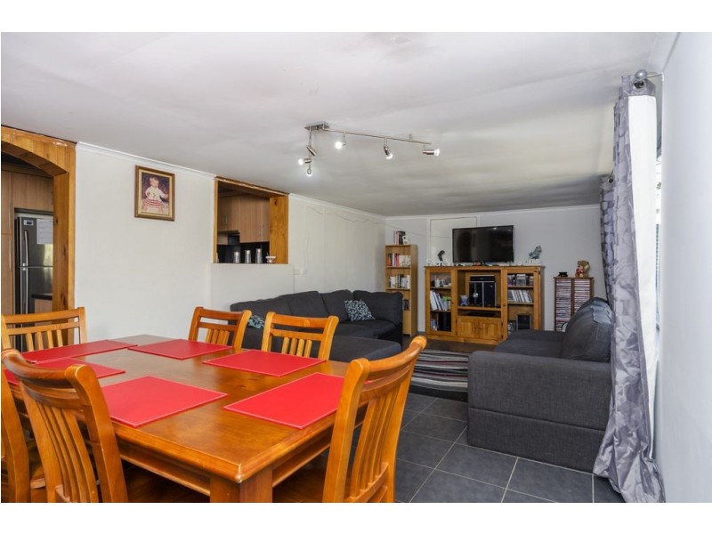 39 Haseldene Drive, Christie Downs SA 5164