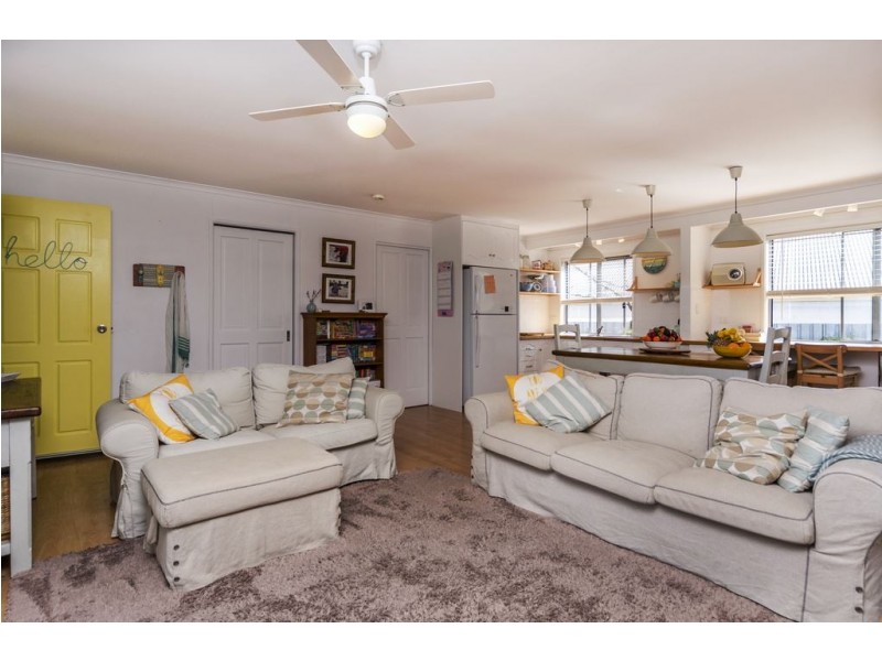 11 Kitto Cres, Aldinga Beach SA 5173