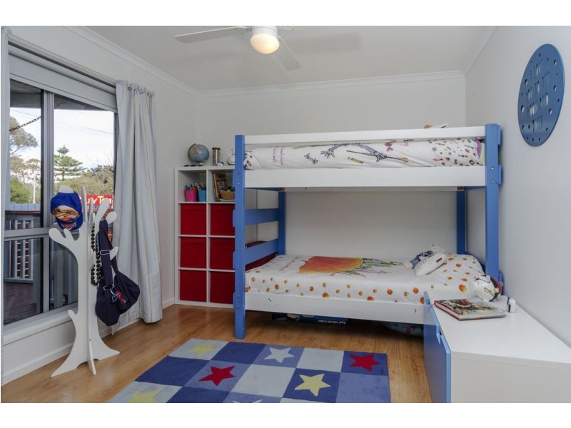 11 Kitto Cres, Aldinga Beach SA 5173