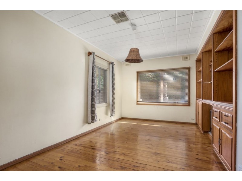 16 Pearce Street, Christies Beach SA 5165