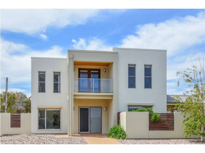 8 Hinton Street, Port Noarlunga SA 5167