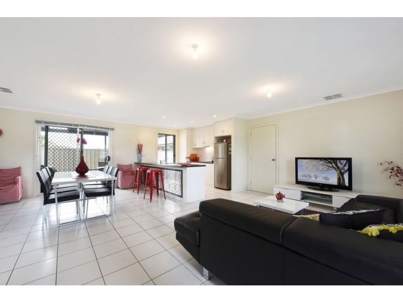 1 Ian Street, Port Willunga SA 5173