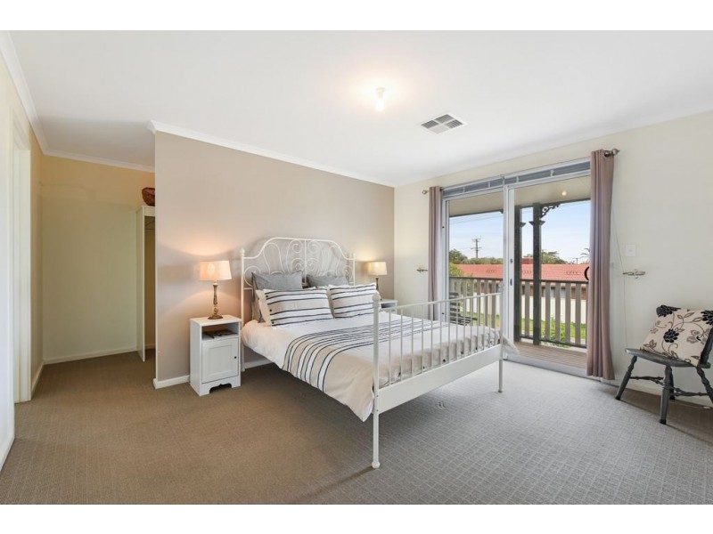 1 Ian Street, Port Willunga SA 5173