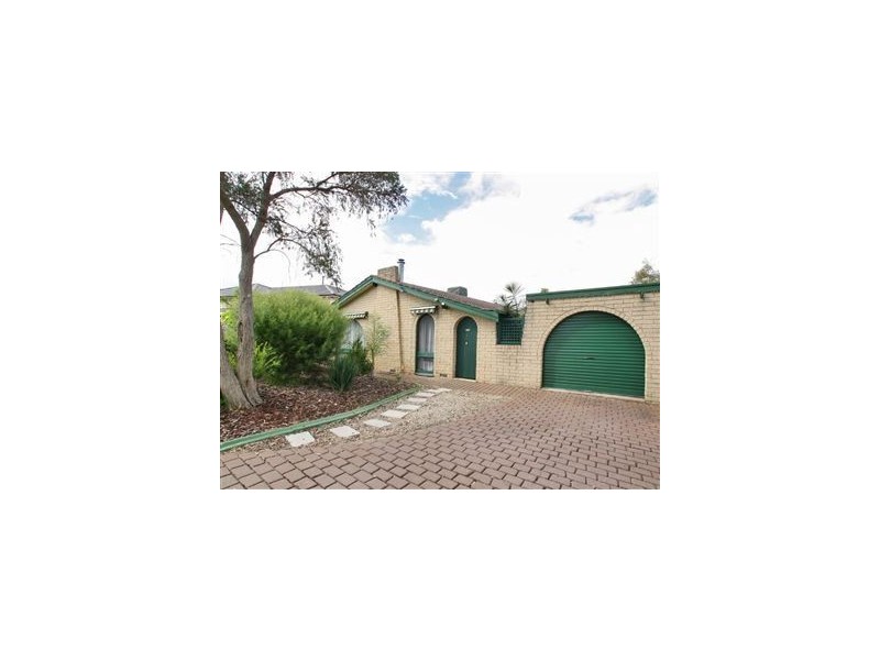 4 Falcon Court, Hallett Cove SA 5158