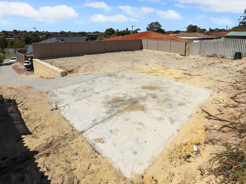 2/2 Graphic Court, Beldon WA 6027