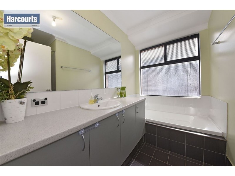 30 Wallum Road, Banksia Grove WA 6031