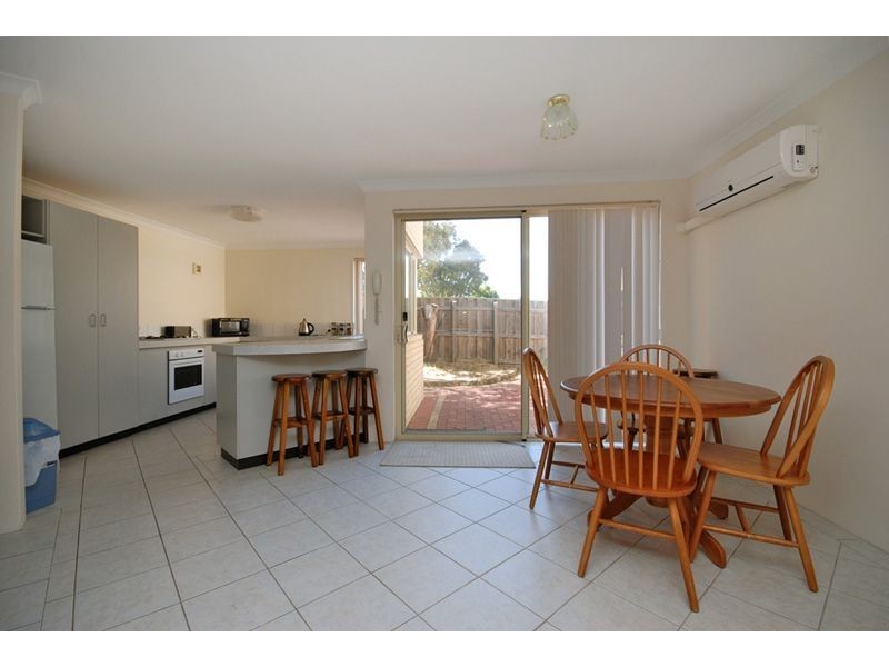 16 Blueboy Rise, Joondalup WA 6027