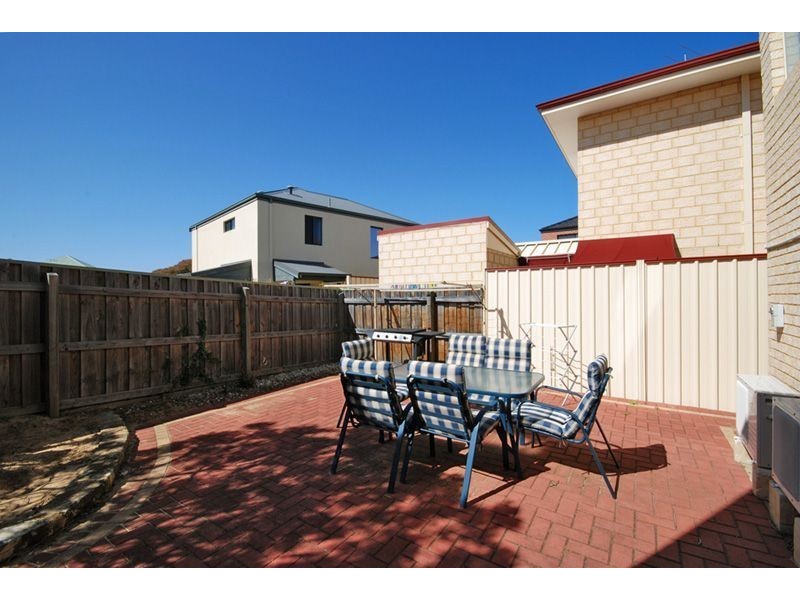 16 Blueboy Rise, Joondalup WA 6027