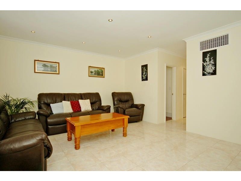 12 Blueboy Rise, Joondalup WA 6027