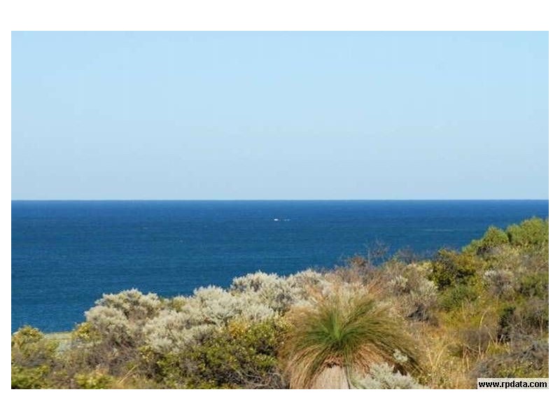 30 St Anthony Avenue, Quinns Rocks WA 6030