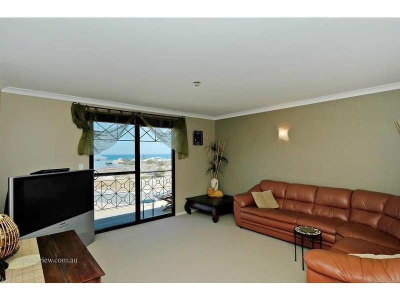 10 Bass Chase, Yanchep WA 6035