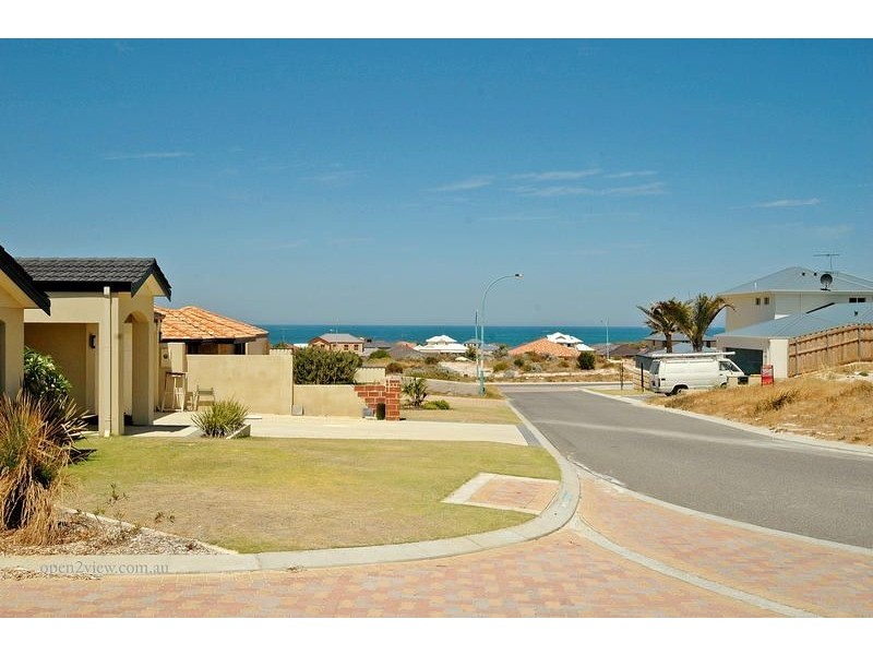 10 Bass Chase, Yanchep WA 6035