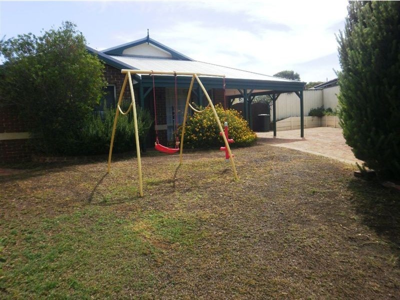 9 Lawrie Court, Clarkson WA 6030