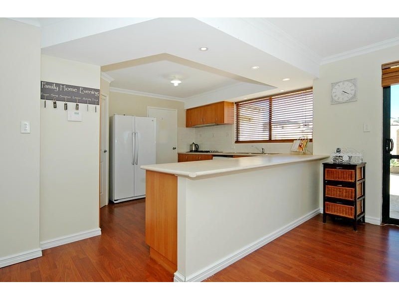 1 Mulgrave Loop, Mindarie WA 6030