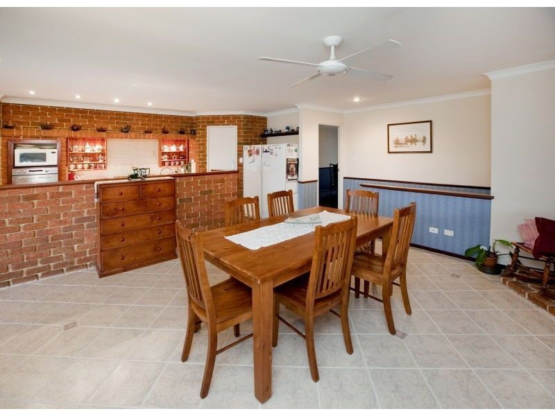 115 Via Vista Drive, Mariginiup WA 6065