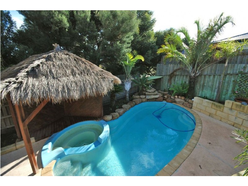 5 Green Close, Connolly WA 6027