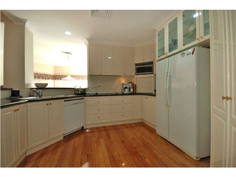 5 Green Close, Connolly WA 6027