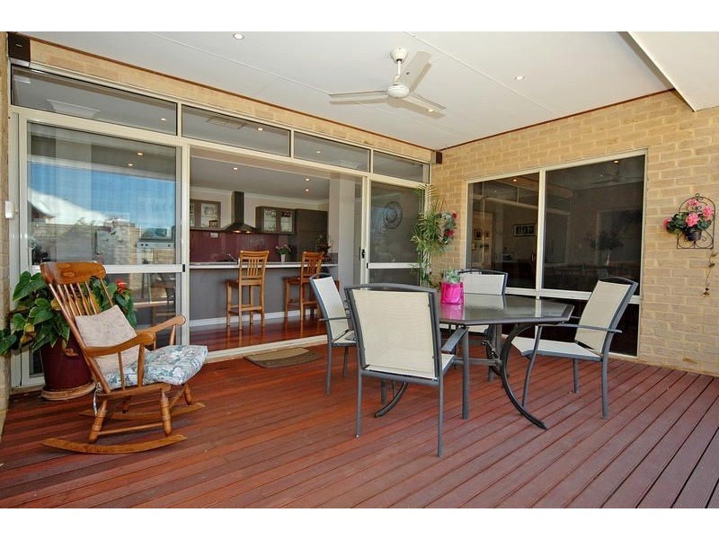 21 Accra Way, Quinns Rocks WA 6030