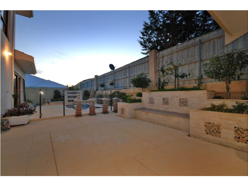 20 Accra Way, Quinns Rocks WA 6030