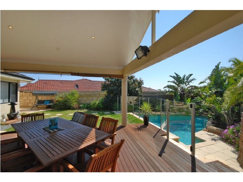 25 Trieste Court, Mindarie WA 6030