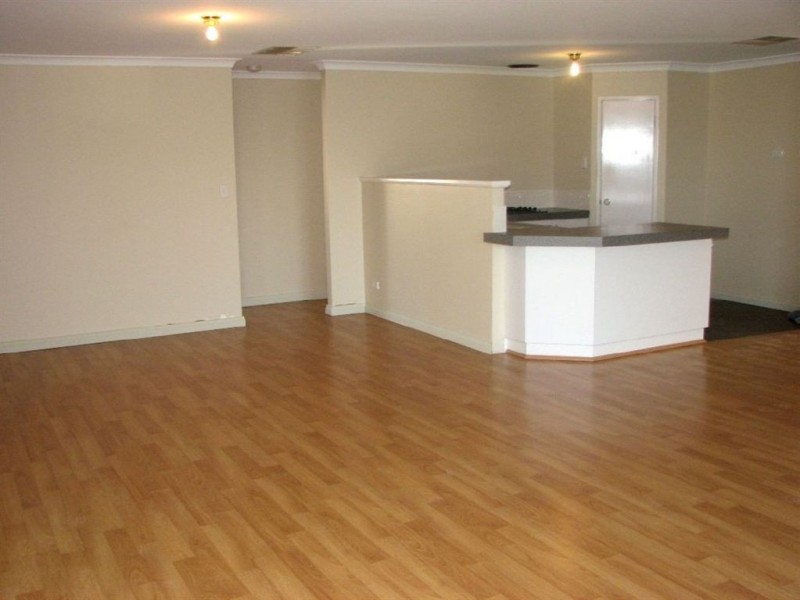 29 Serpentine Gardens, Clarkson WA 6030