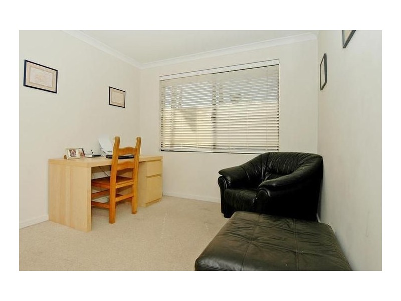 7 Orwell Way, Butler WA 6036