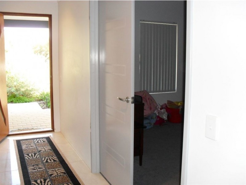 27 Windy Lane, Yanchep WA 6035