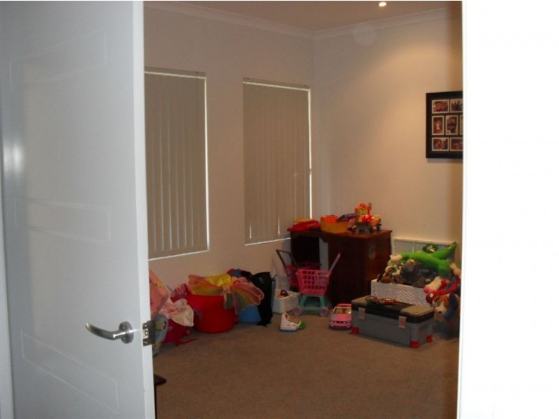 27 Windy Lane, Yanchep WA 6035