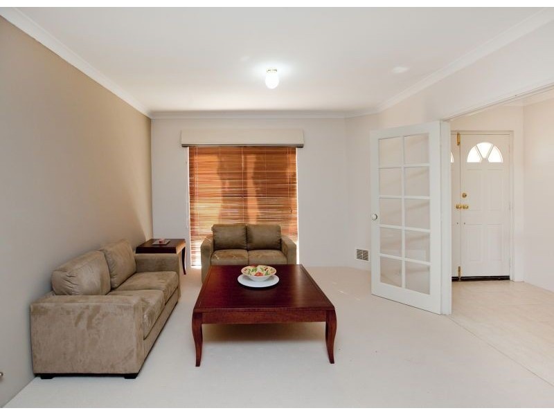 56 Dartmouth Circle, Quinns Rocks WA 6030