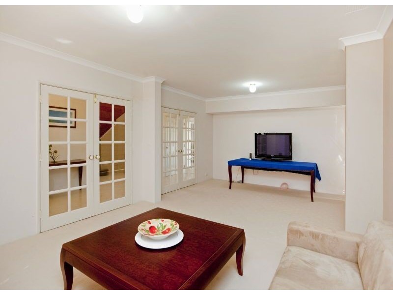 56 Dartmouth Circle, Quinns Rocks WA 6030