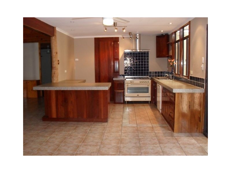 9 Sceptre Court, Two Rocks WA 6037