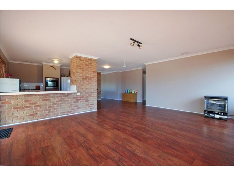10 Perrin Crest, Clarkson WA 6030
