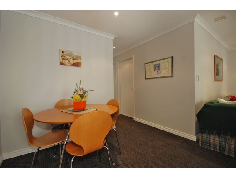 35 Frond Circuit, Banksia Grove WA 6031