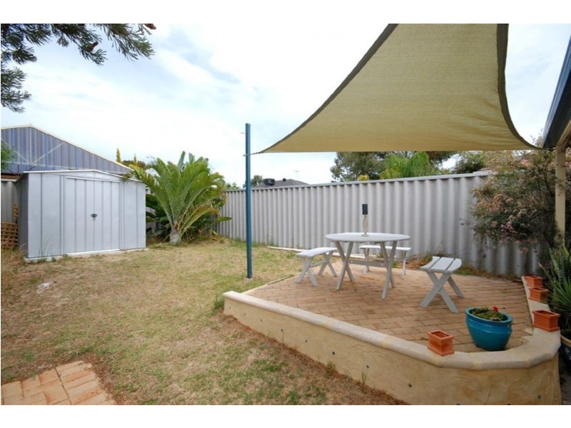 35 Frond Circuit, Banksia Grove WA 6031