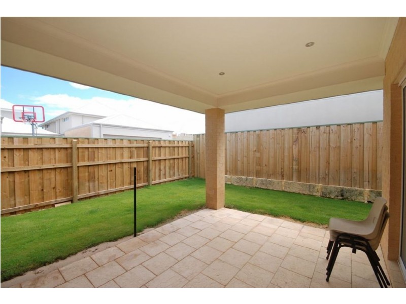 21 Lindsay Beach Boulevard, Yanchep WA 6035