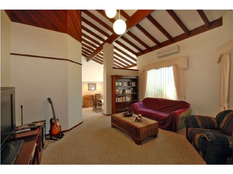 5 Green Close, Connolly WA 6027