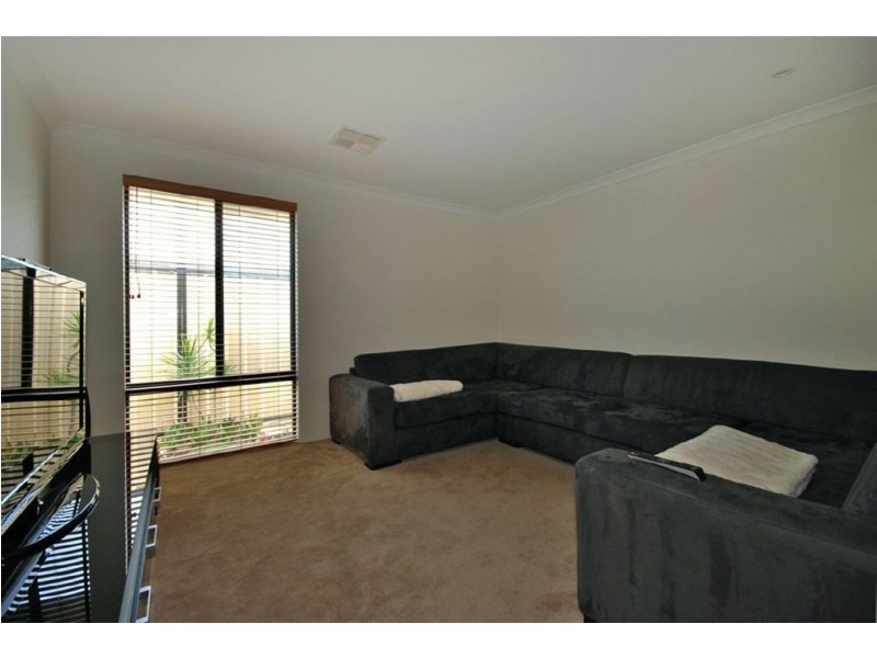 12 Lakewood Terrace, Clarkson WA 6030