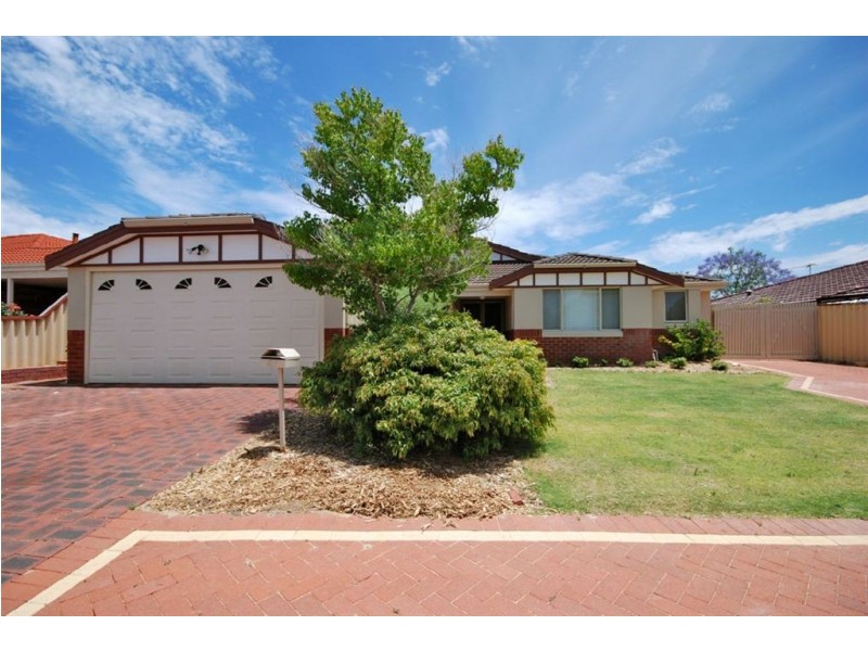 51 Viridain Drive, Banksia Grove WA 6031