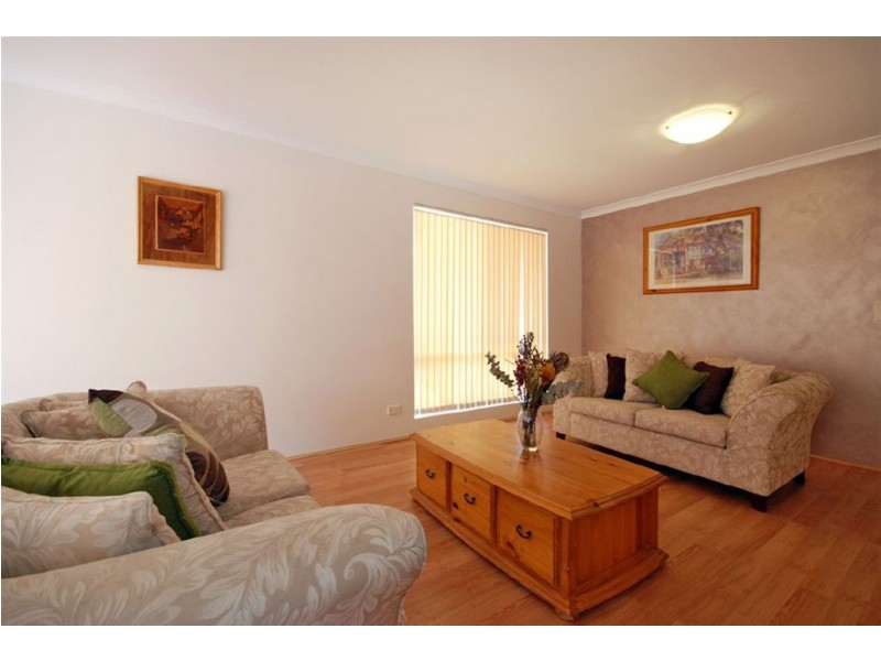 51 Viridain Drive, Banksia Grove WA 6031