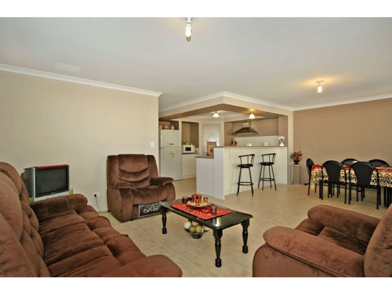 10 Cherokee Green, Clarkson WA 6030