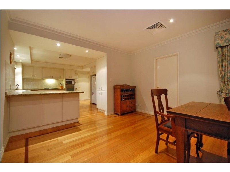 A/8 Cookham Road, Lathlain WA 6100