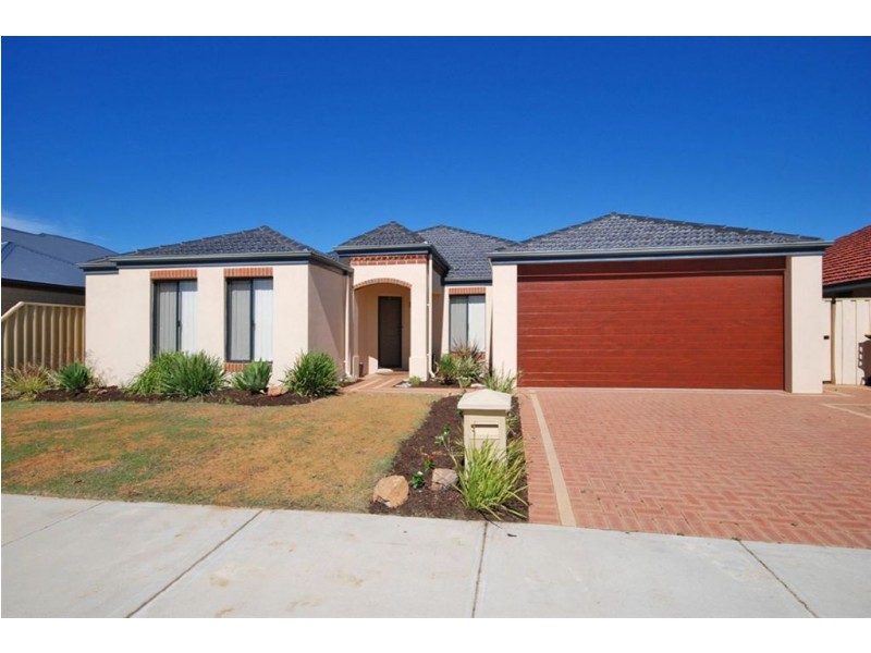 8 Frangista Road, Butler WA 6036