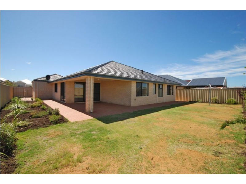 8 Frangista Road, Butler WA 6036