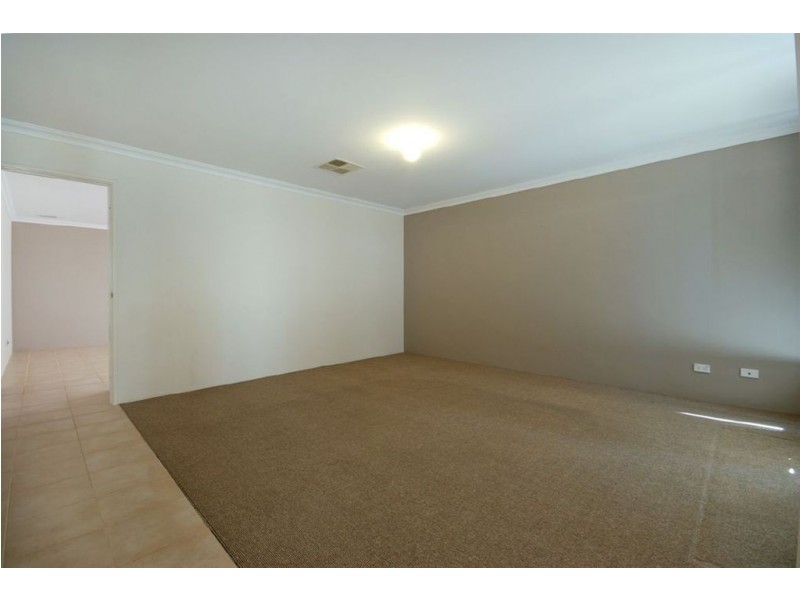 8 Frangista Road, Butler WA 6036