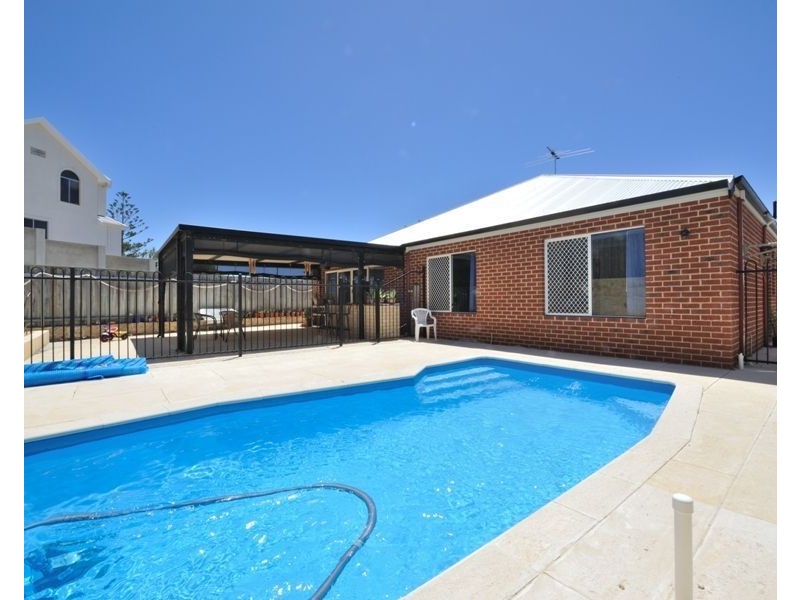22 Camira Way, Quinns Rocks WA 6030