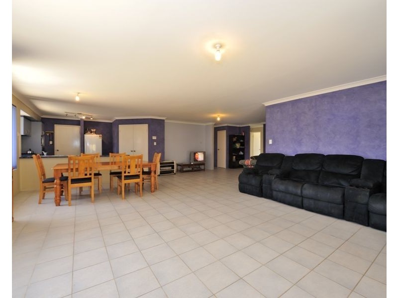 22 Camira Way, Quinns Rocks WA 6030